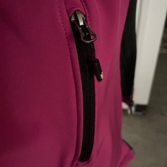 Vuarnet Pink Rain Coat - Picture 5 of 9